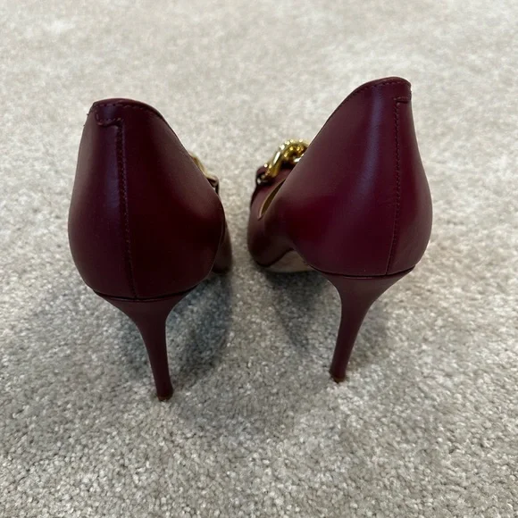 Michael Kors Burgundy Heels with Gold Chain - Picture 3 of 5